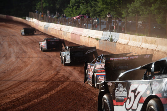 The-Roar-of-the-Clay-America-s-Dirt-Racing-Scene-and-its-Enduring-Significance unitedhotrods.com